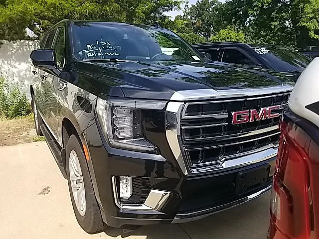 Used 2024 Black GMC SLT image 7