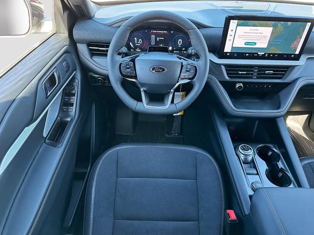 New 2026 White Metallic Ford Tremor image 16
