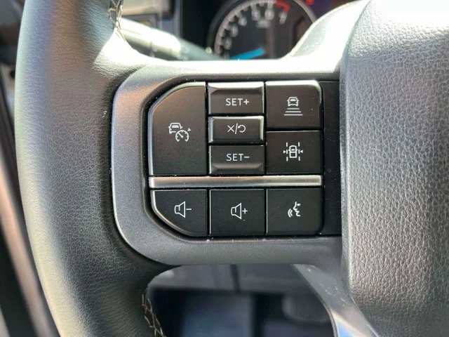 Certified Used 2023 Silver Ford XLT image 31