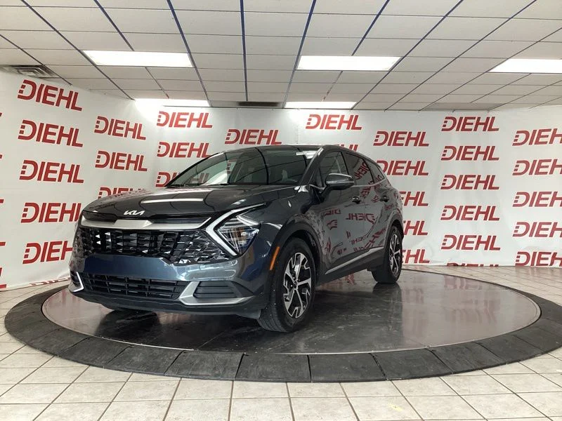 Used 2024 Gray Kia EX image 3