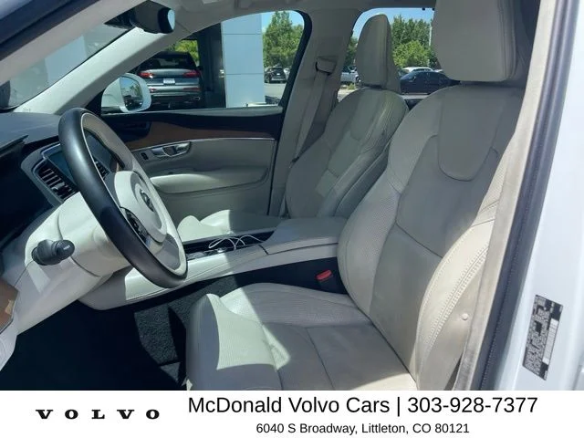 Used 2019 White Volvo T6 Inscription image 10