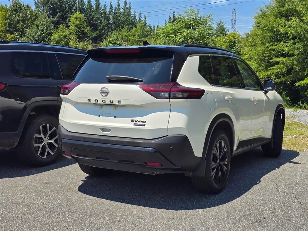 Used 2023 White Nissan SV image 10