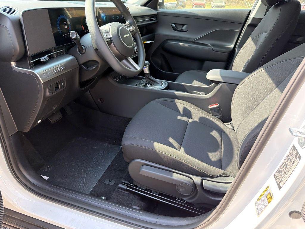 New 2026 White Hyundai SE FWD image 9