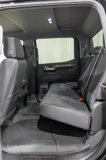 2026 Chevrolet Silverado 1500 LT Trail Boss - Photo 9