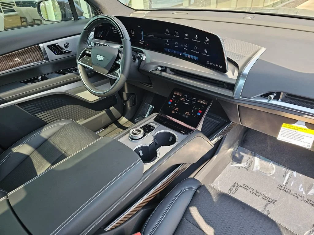 New 2027 Emerald Lake Metallic Cadillac Luxury image 10