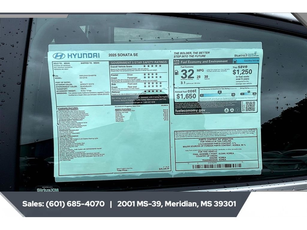 Used 2025 Serenity White Hyundai SE image 12