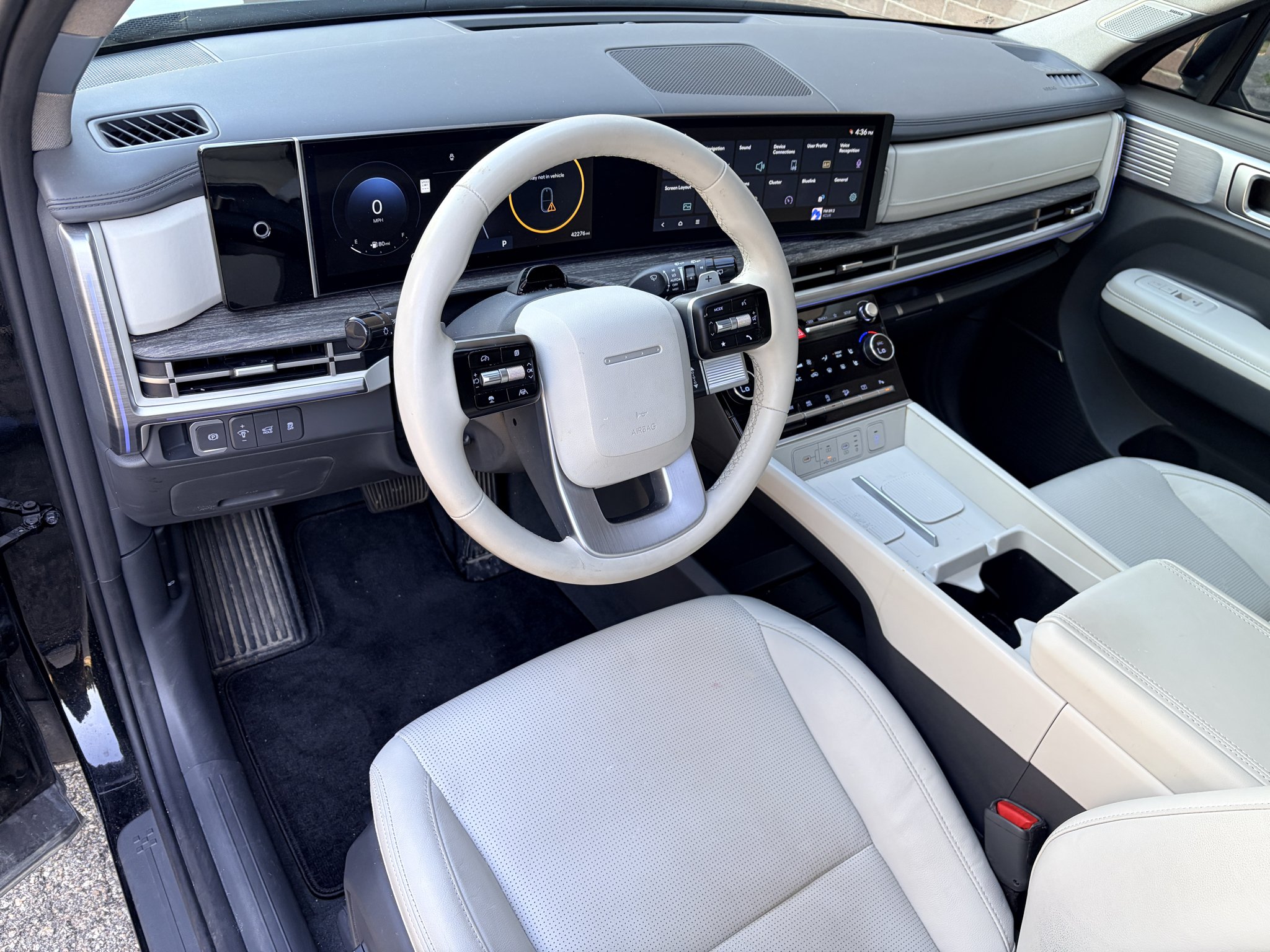 Certified Used 2024 Phantom Black Hyundai Limited image 11