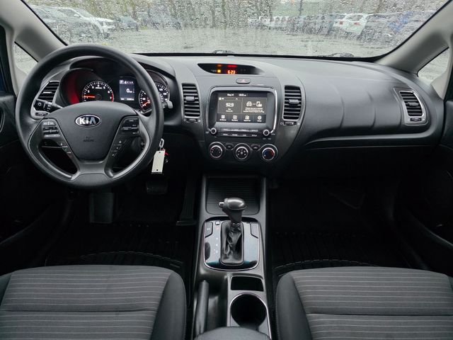 Used 2018 Blue Kia LX image 21