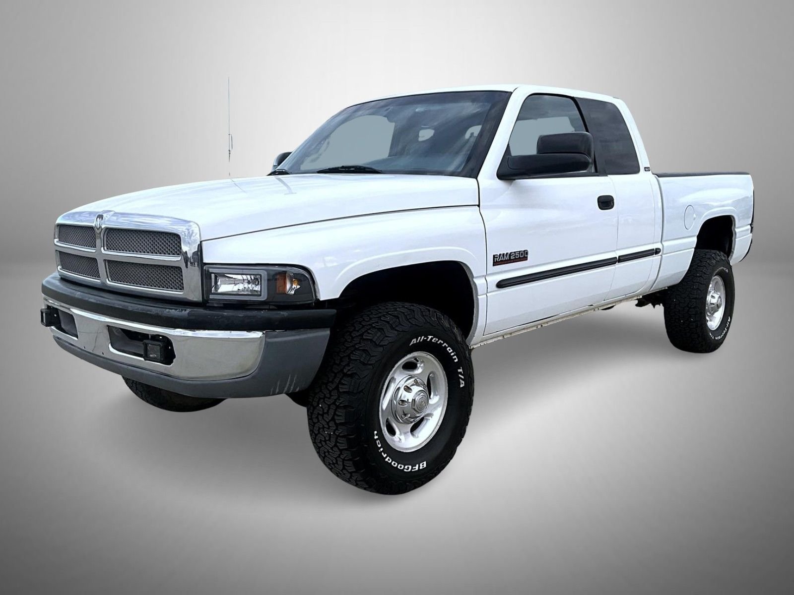 2001 Dodge Ram Pickup SLT