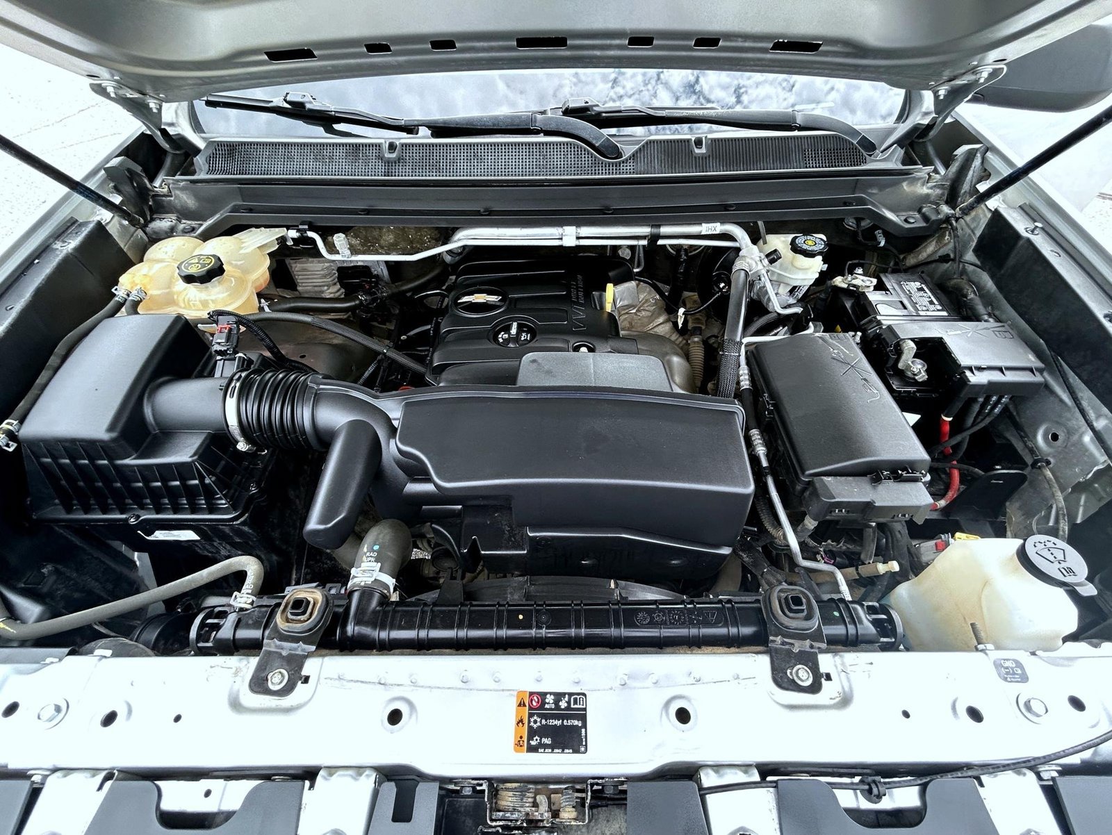 Used 2017 Silver Chevrolet Work Truck image 23