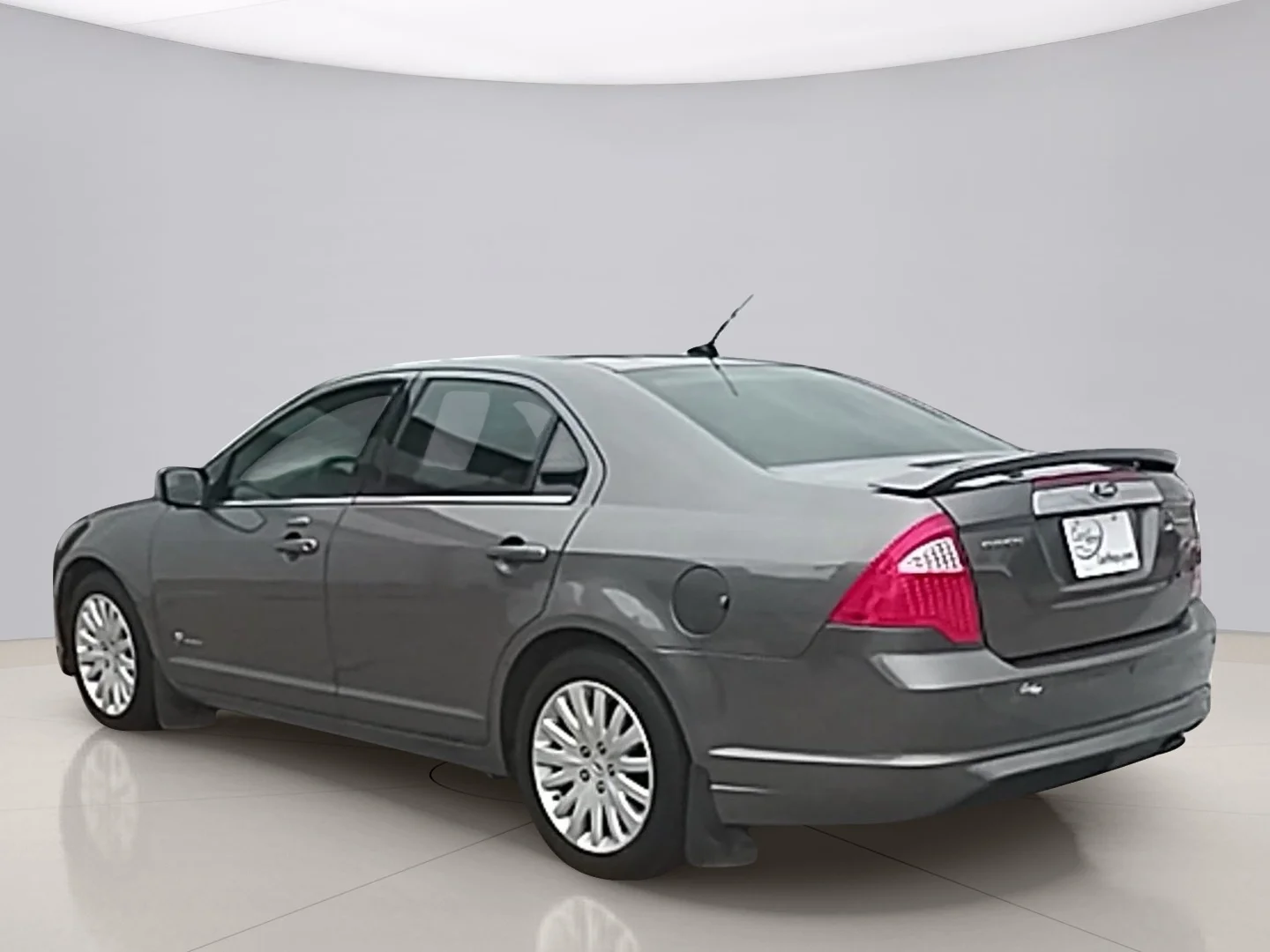 Used 2010 Gray Ford BASE image 3