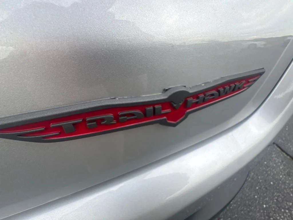 Used 2025 Silver Jeep Trailhawk image 12