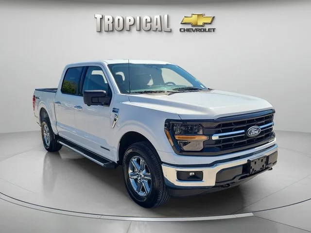 Used 2024 White Ford XLT image 4