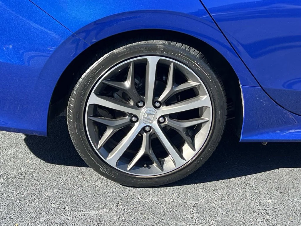Used 2022 Blue Honda Touring image 8