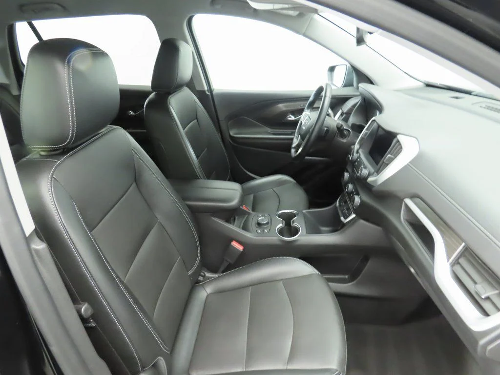 Used 2023 Black GMC SLT image 18