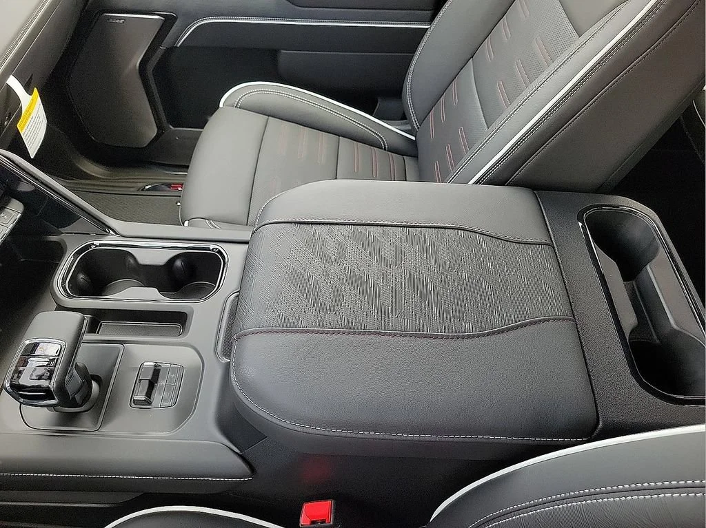 2026 GMC Sierra 1500 AT4X - Photo 20
