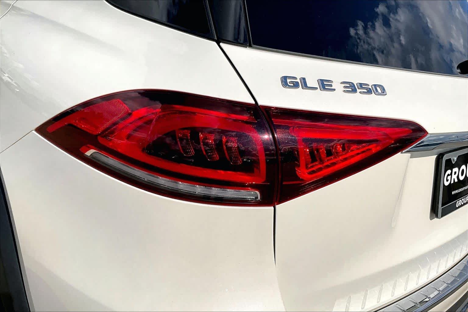 Used 2022 MANUFAKTUR Diamond White Bright Mercedes-Benz GLE 350 image 27