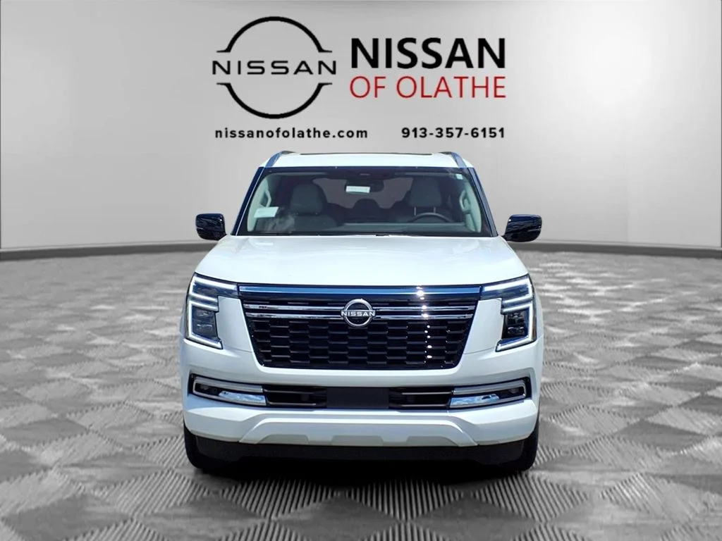 New 2026 Aspen White TriCoat Nissan Platinum image 31