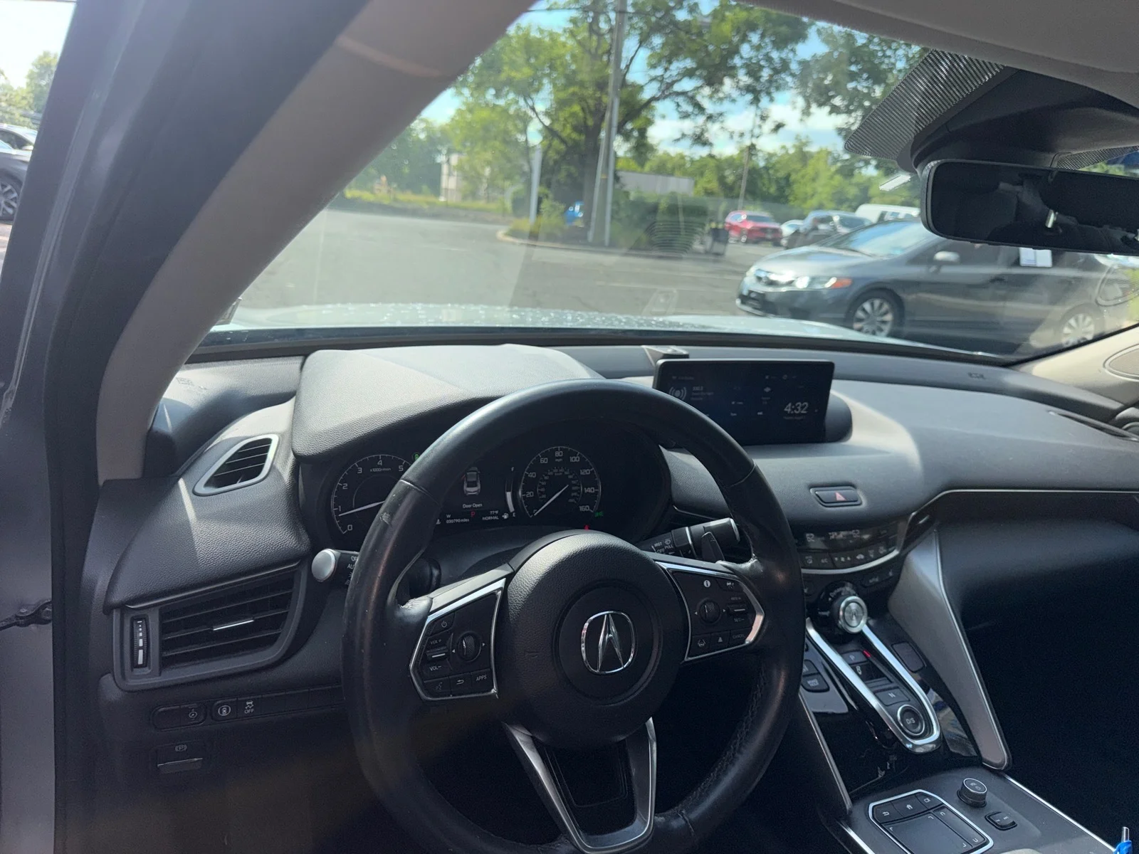 Used 2023 Lunar Silver Metallic Acura TLX image 2
