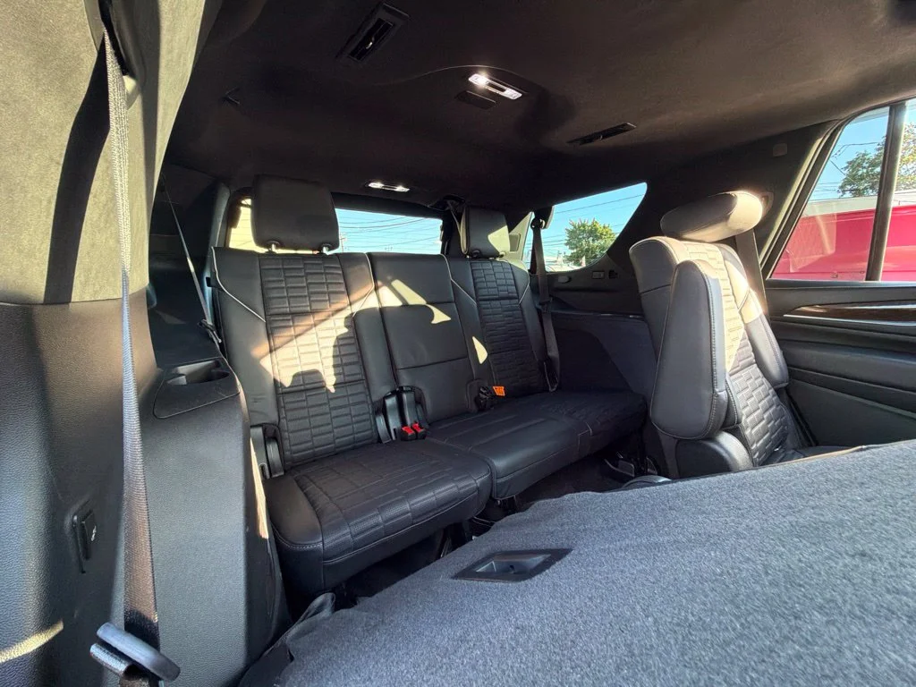 Used 2022 Black Cadillac Sport Platinum image 25