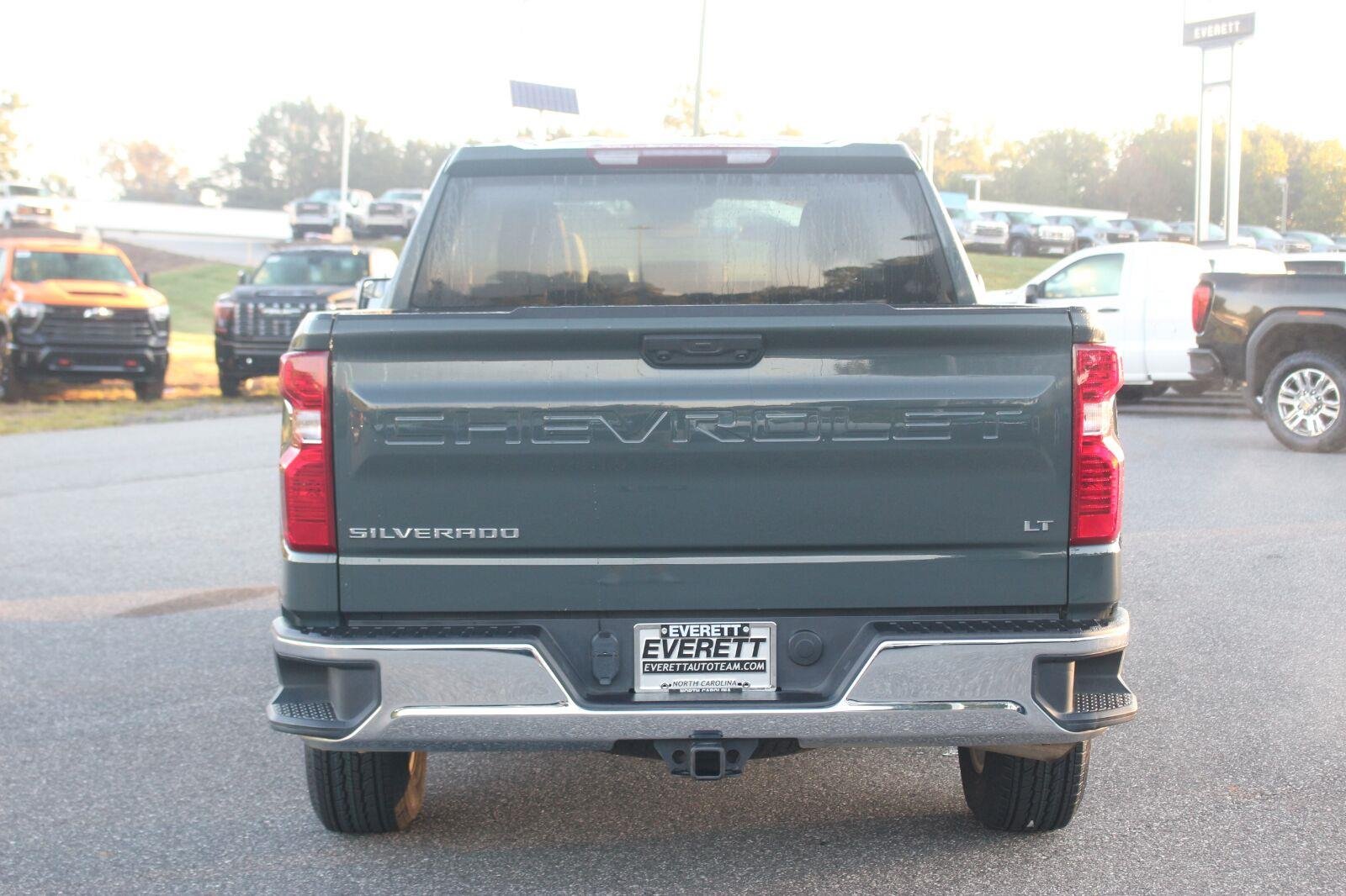 Used 2025 Cypress Gray Chevrolet LT image 6