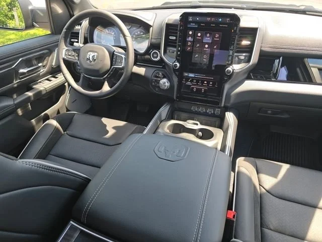 New 2026 Granite Crystal Metallic Clearcoat Ram Laramie image 44