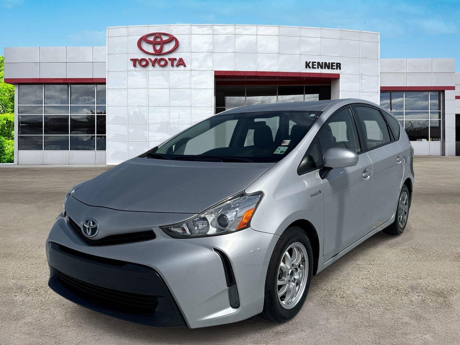 Used 2015 Classic Silver Metallic Toyota Three image 2