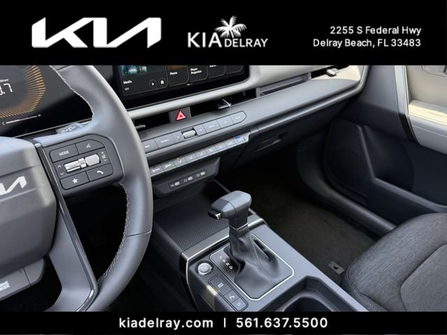 New 2027 Snow White Pearl Kia LX image 22