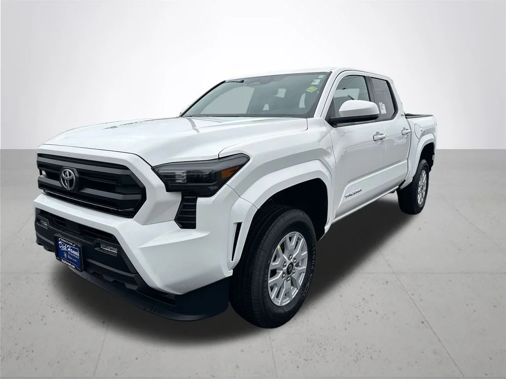 New 2026 Ice Cap Toyota SR5 image 2