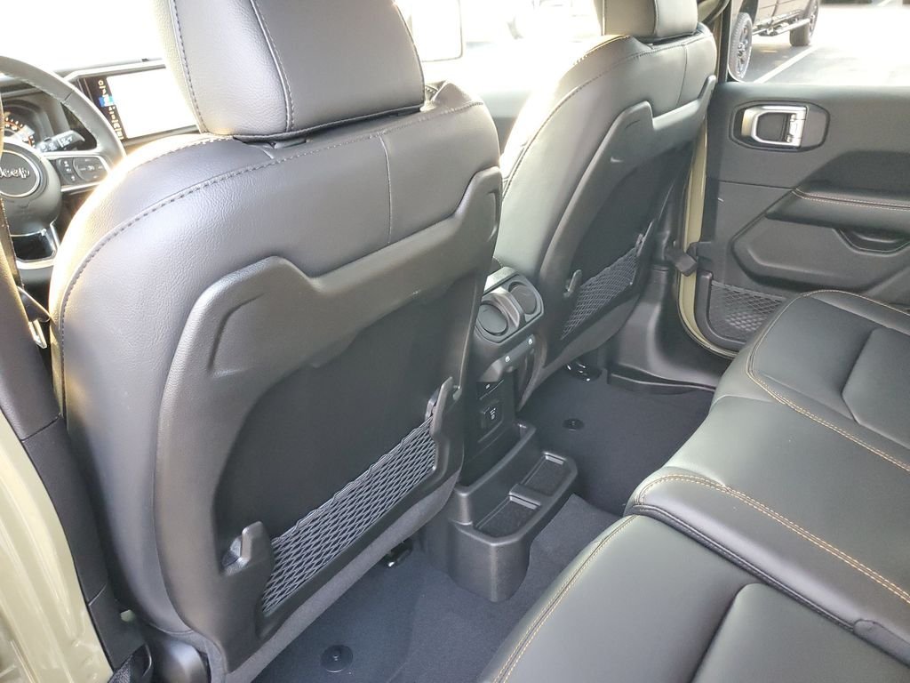 New 2026 41 Exterior Paint Jeep Sahara image 13