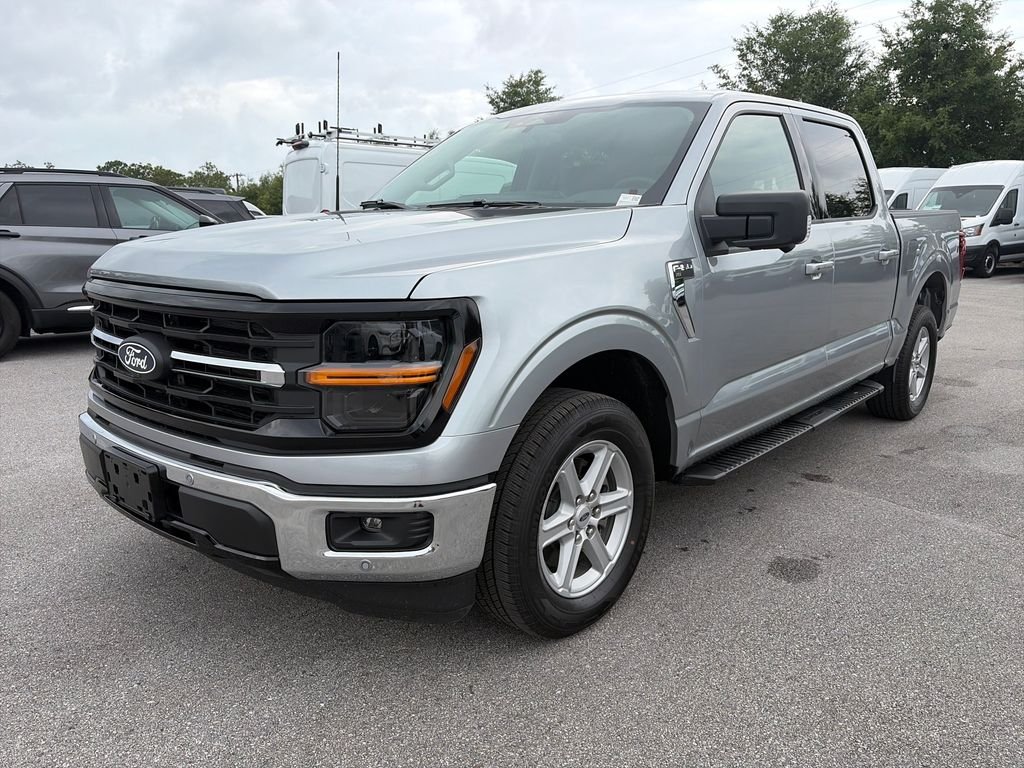 New 2026 Iconic Silver Metallic Ford XLT image 29