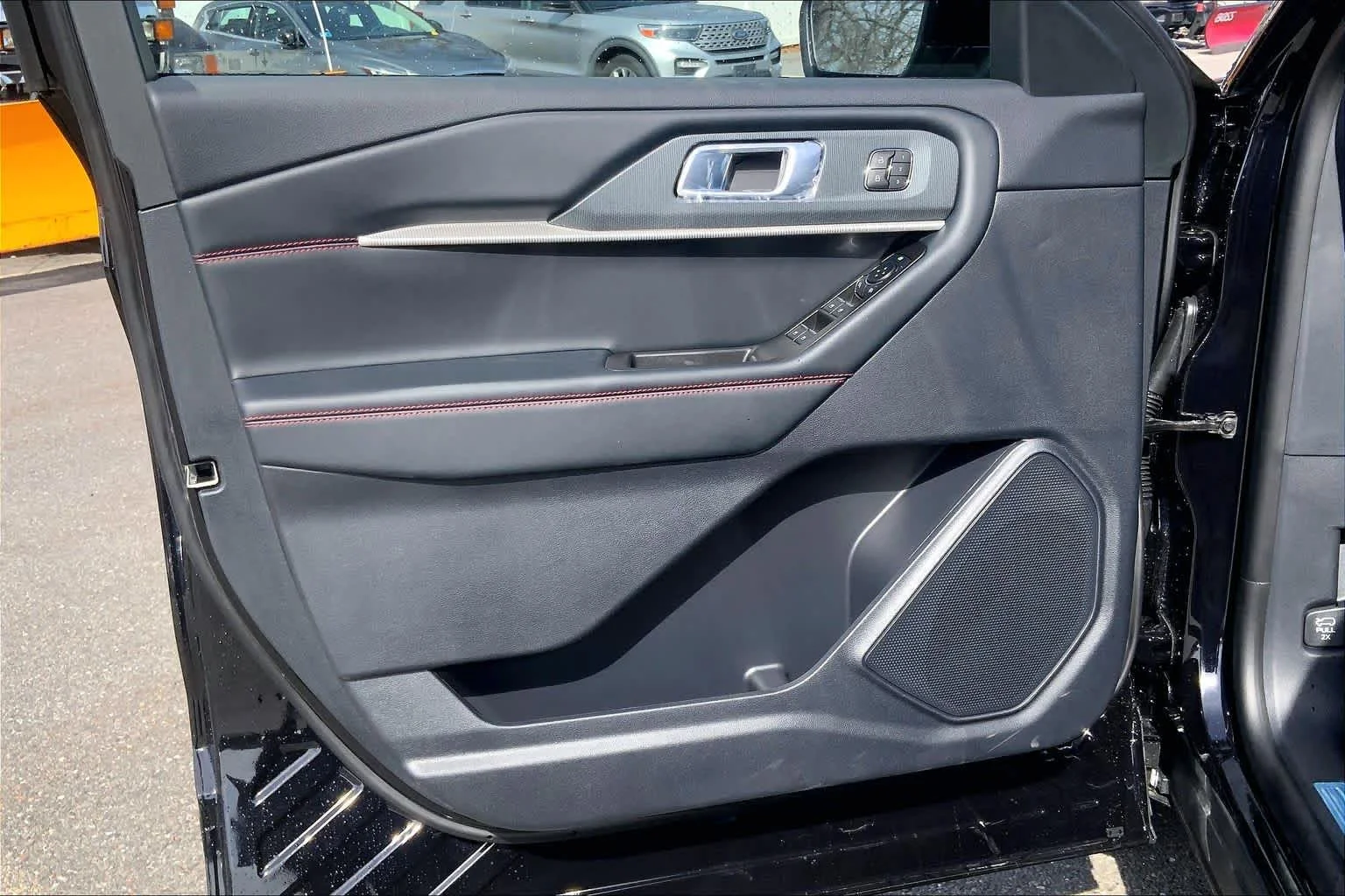 New 2026 Agate Black Metallic Ford ST-Line image 11