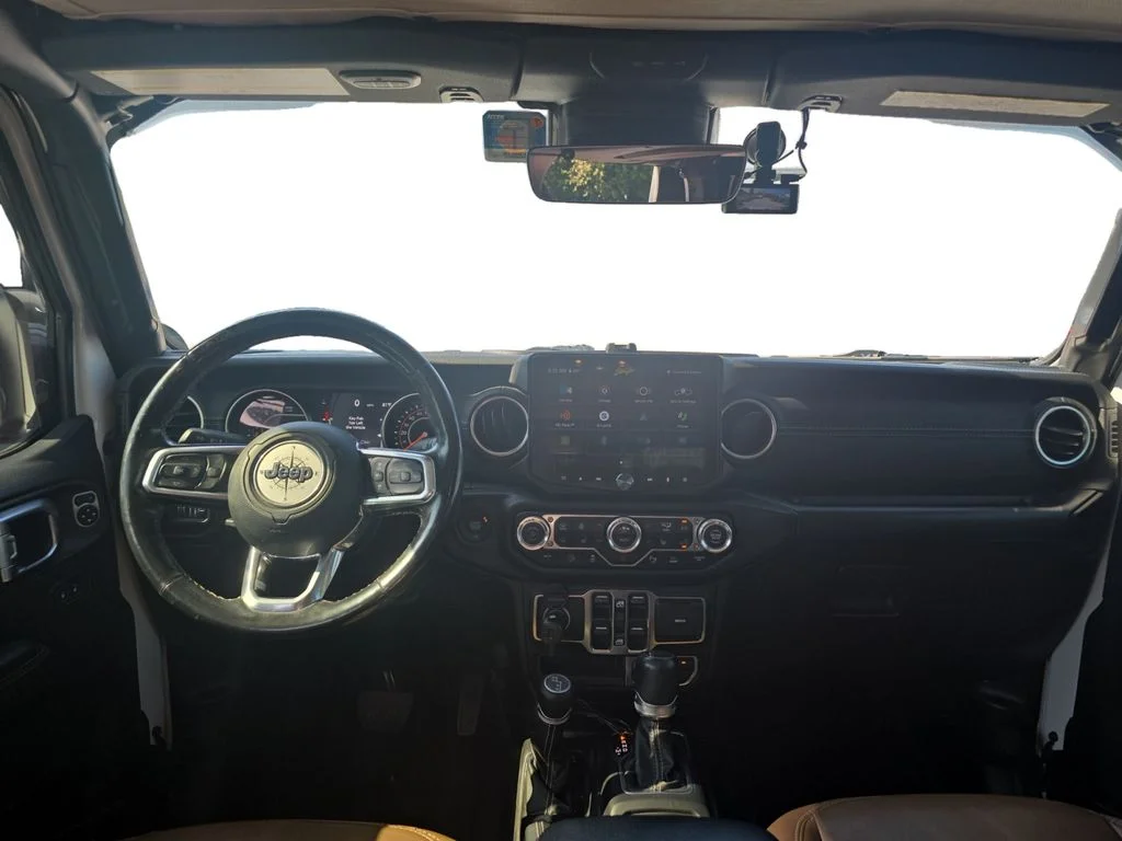 Used 2020 Bright White Clearcoat Jeep Overland image 2