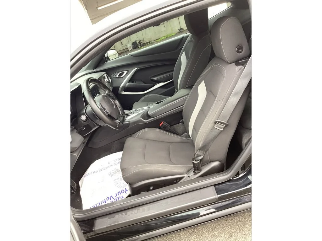 Used 2018 BLACK Chevrolet 1LT image 9