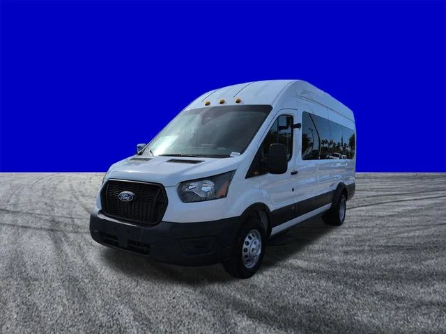 New 2026 Oxford White Ford Passenger Van XL image 7
