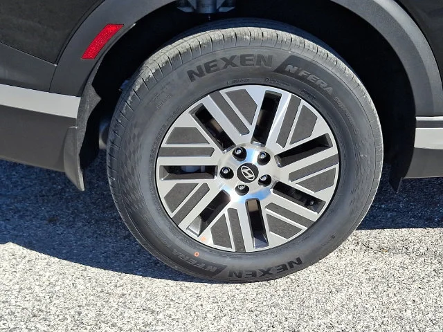 New 2027 Black Hyundai SEL Premium image 6
