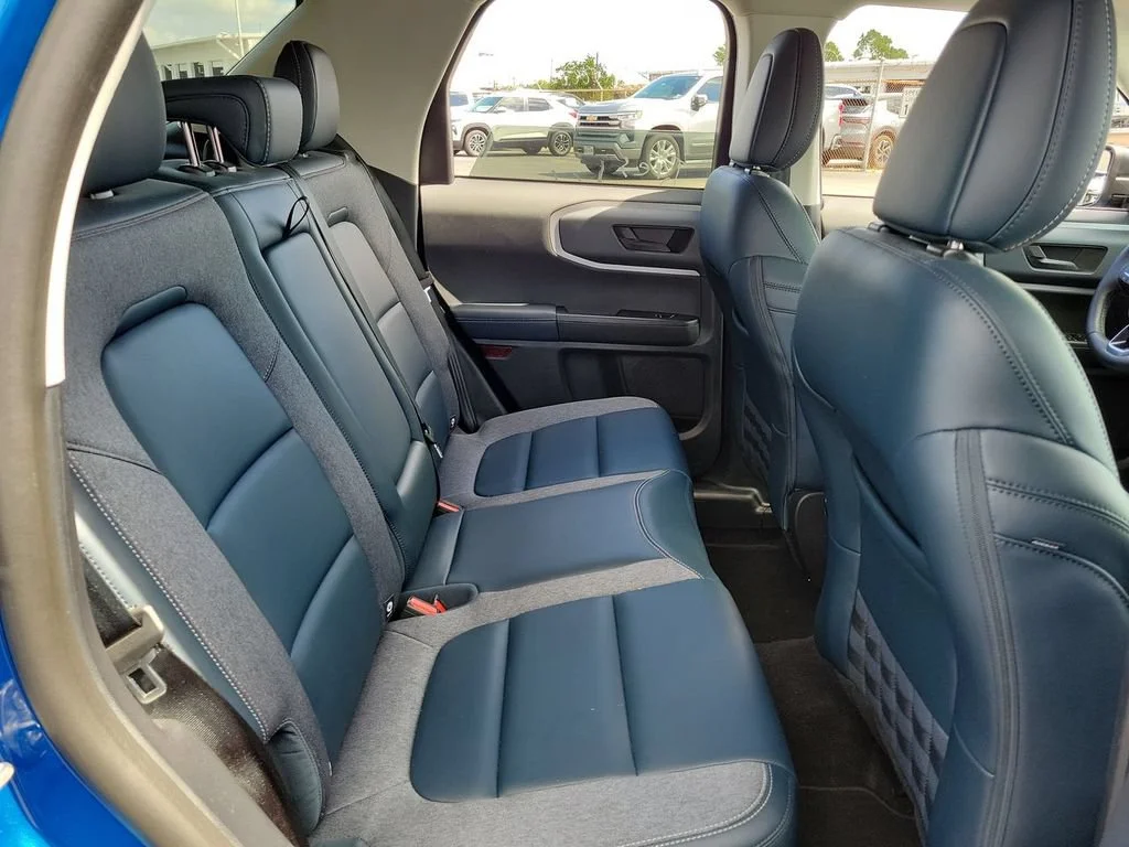 Used 2024 Blue Ford Outer Banks image 27