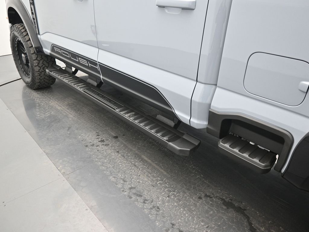 New 2026 Glacier Gray Metallic Tri-Coat Ford Lariat image 26