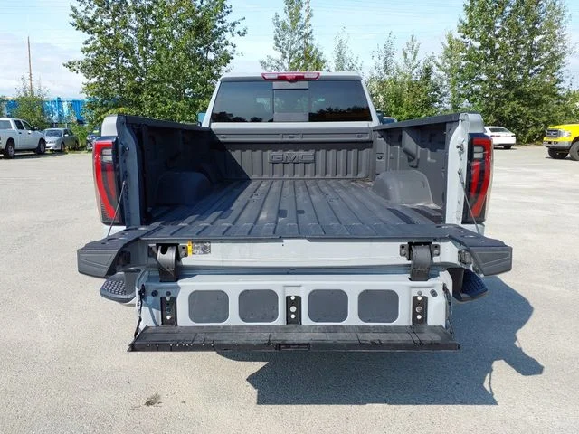 Used 2025 Gray GMC AT4 image 23