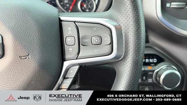 New 2026 Diamond Black Crystal Pearlcoat RAM Express image 12