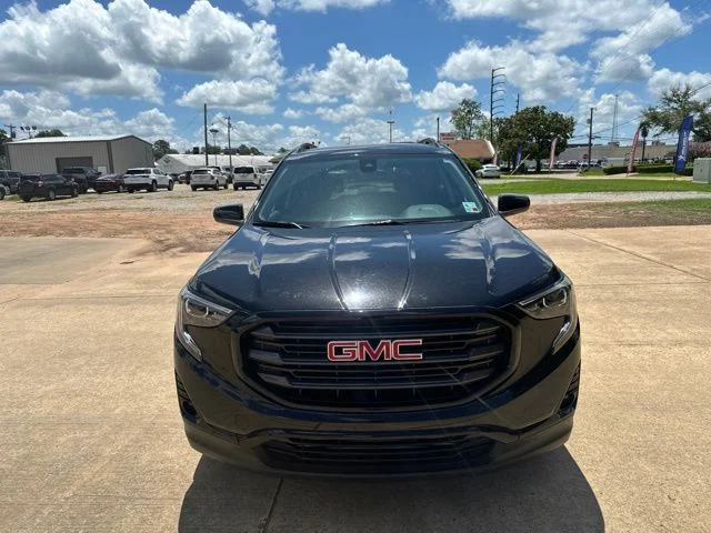 Used 2020 Black GMC SLT image 4