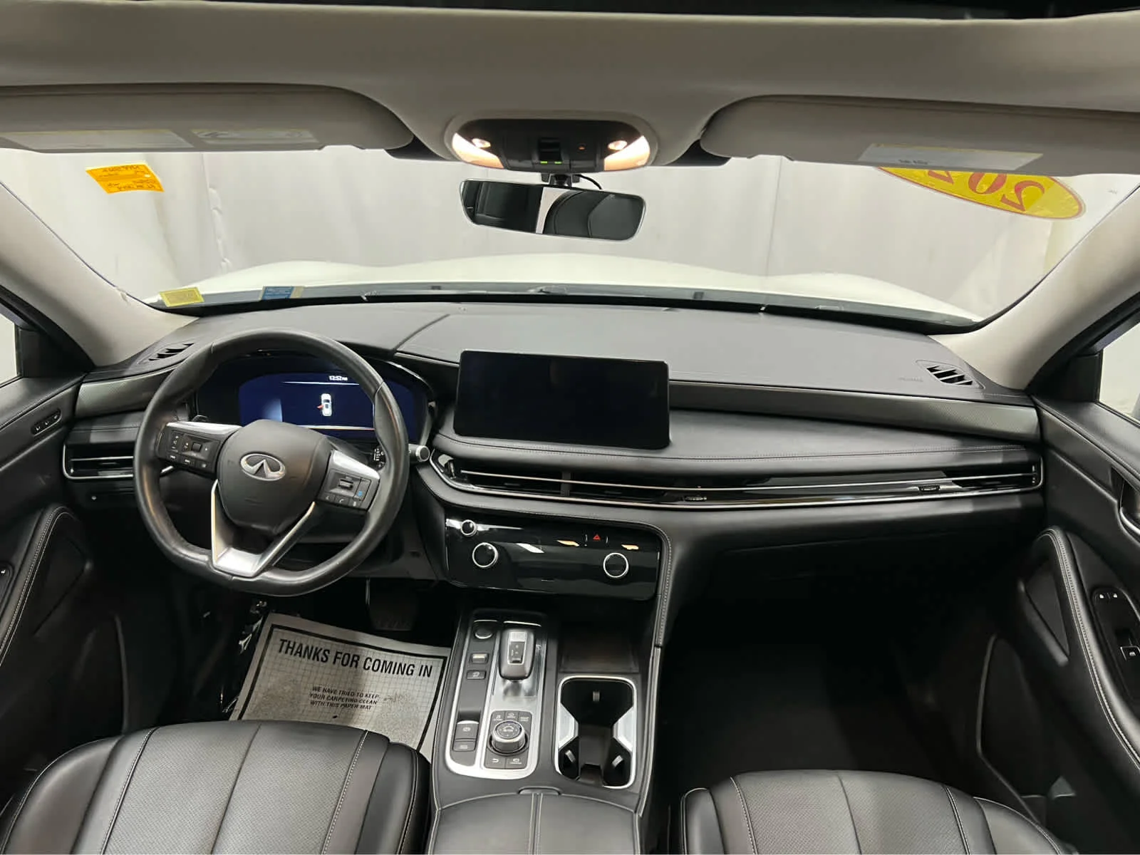 Used 2024 WH INFINITI LUXE image 13