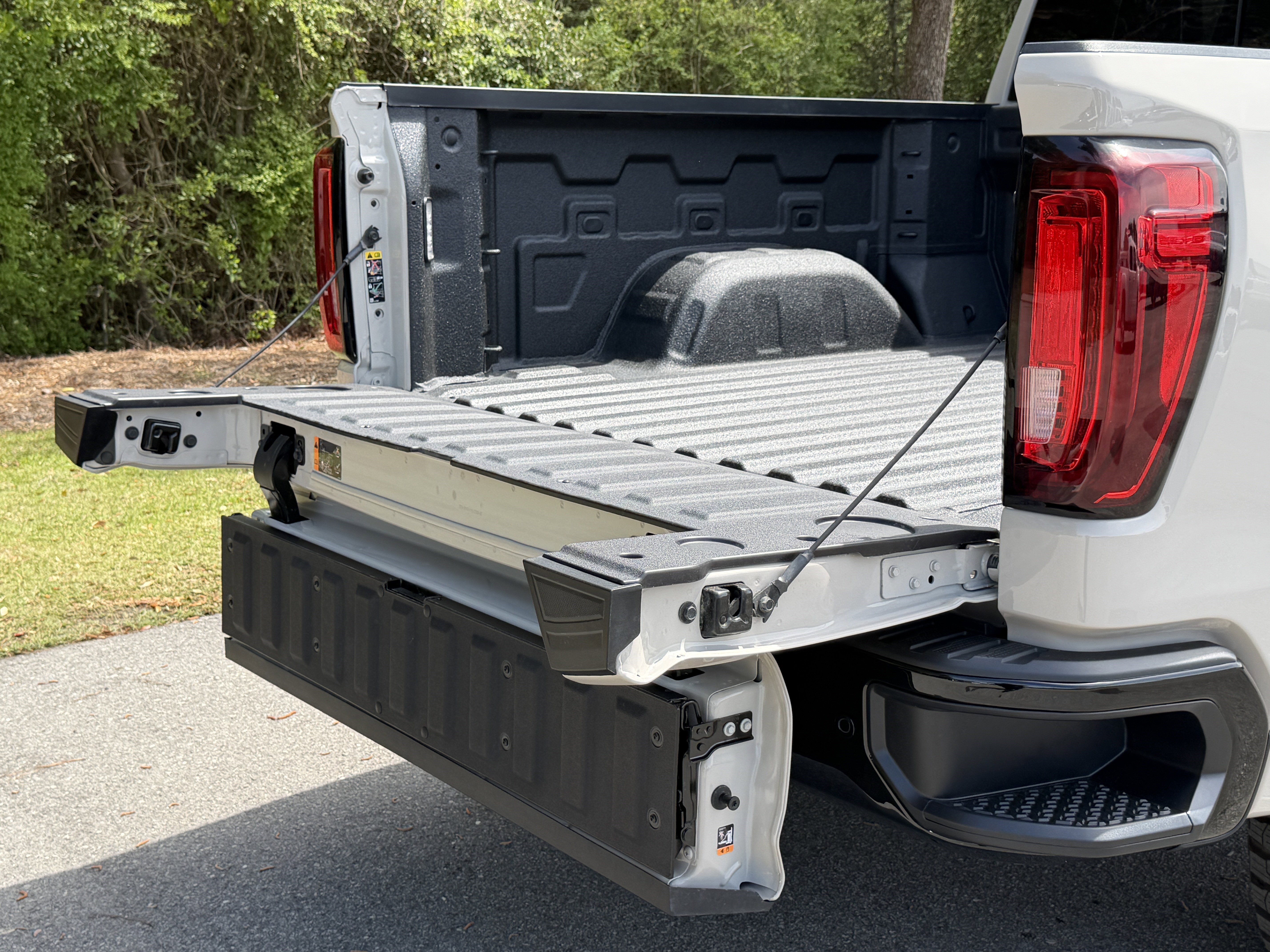 2026 GMC Sierra 1500 AT4X - Photo 16