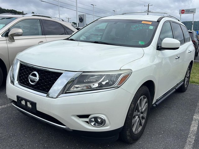 2015 Nissan Pathfinder SV