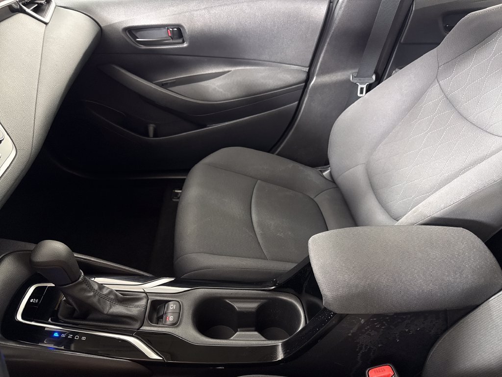 2022 Toyota Corolla LE - Photo 20