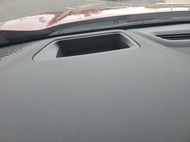 2025 GMC Acadia Denali - Photo 29