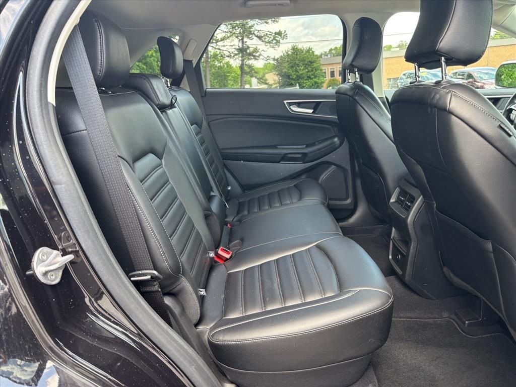 Used 2024 Black Metallic Ford SEL image 11