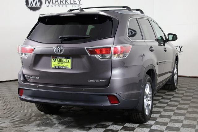 Used 2016 Gray Toyota Limited V6 image 40