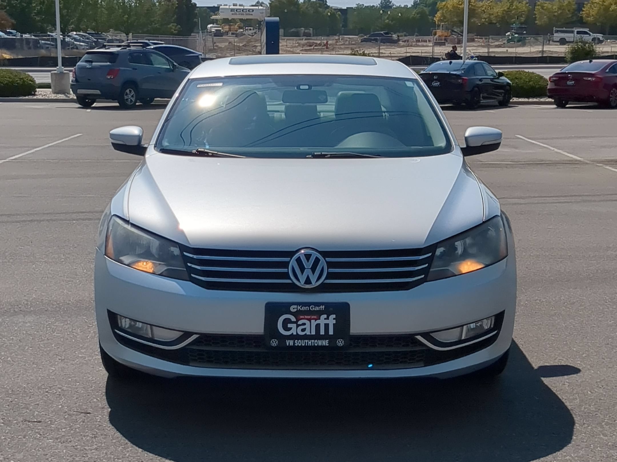 Used 2015 Reflex Silver Metallic Volkswagen 1.8T SE image 9
