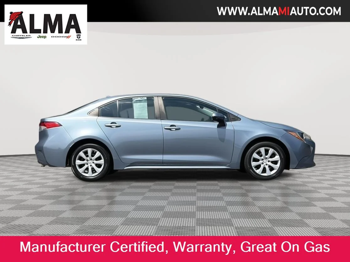 Certified 2022 Toyota Corolla LE with VIN 5YFEPMAE9NP315671 for sale in St. Louis, MI